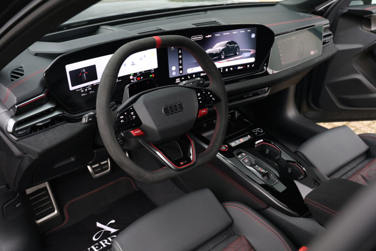 Vehicle Image 45