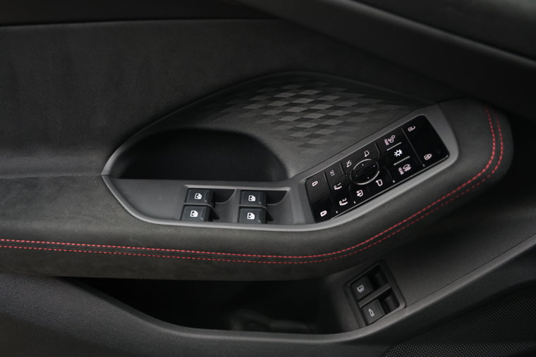 Vehicle Image 52