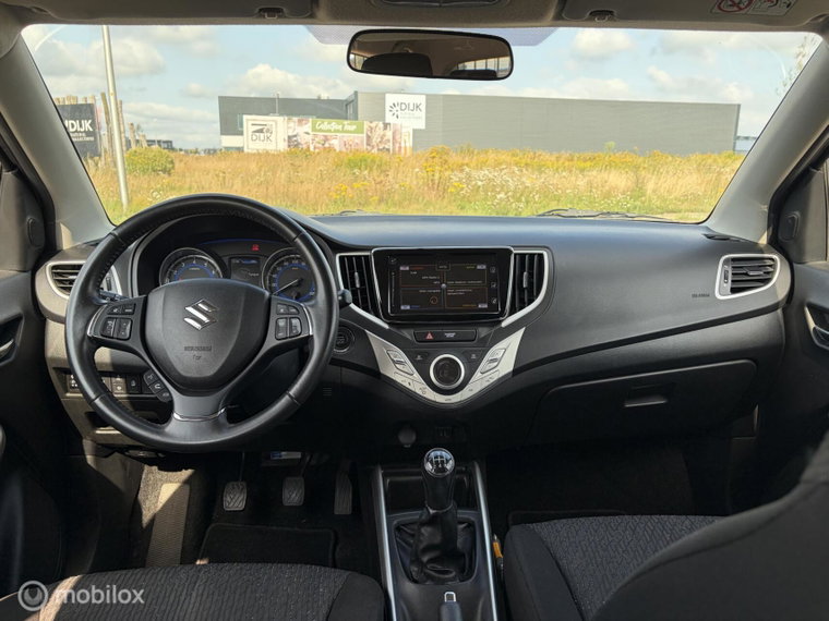 Vehicle Image 11