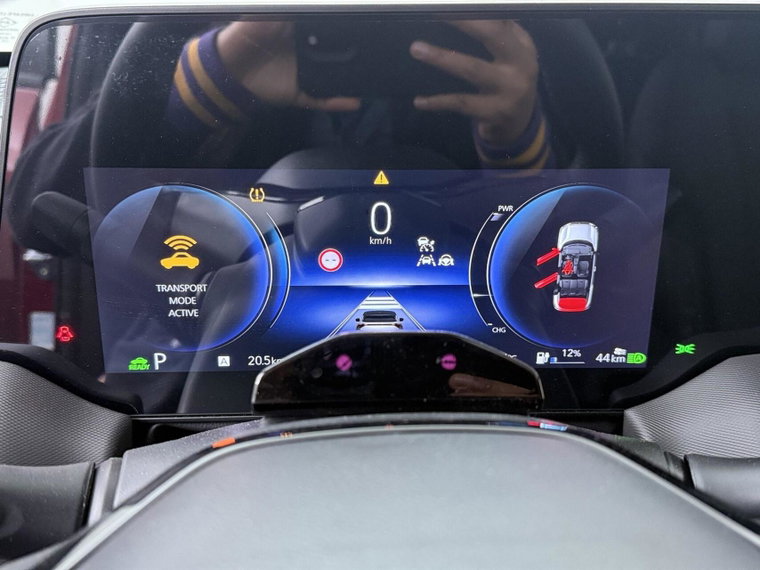 Vehicle Image 12