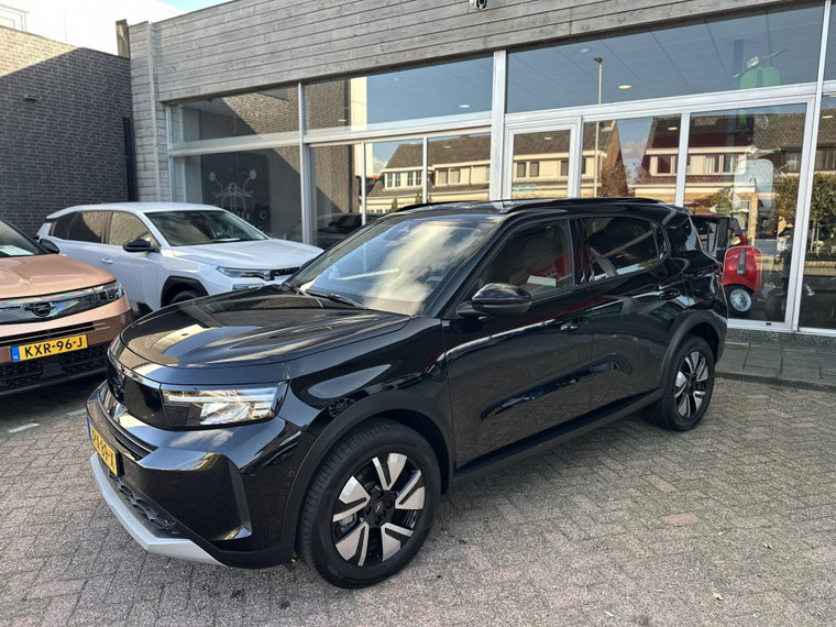 Vehicle Image 32