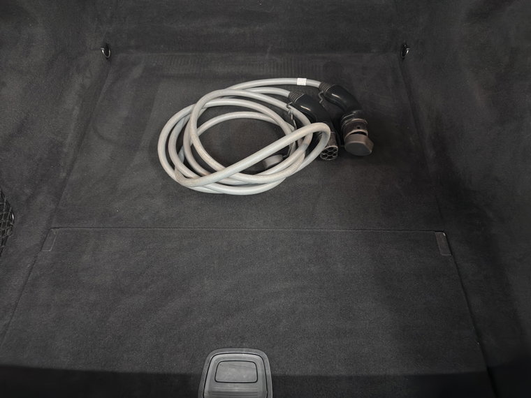 Vehicle Image 38