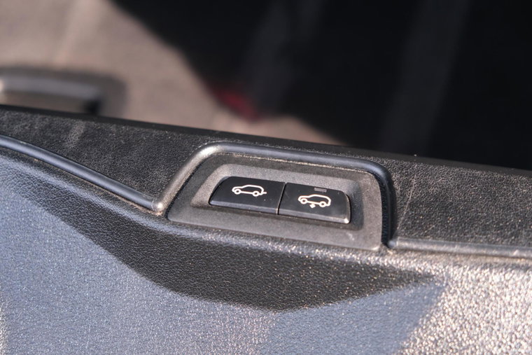 Vehicle Image 37
