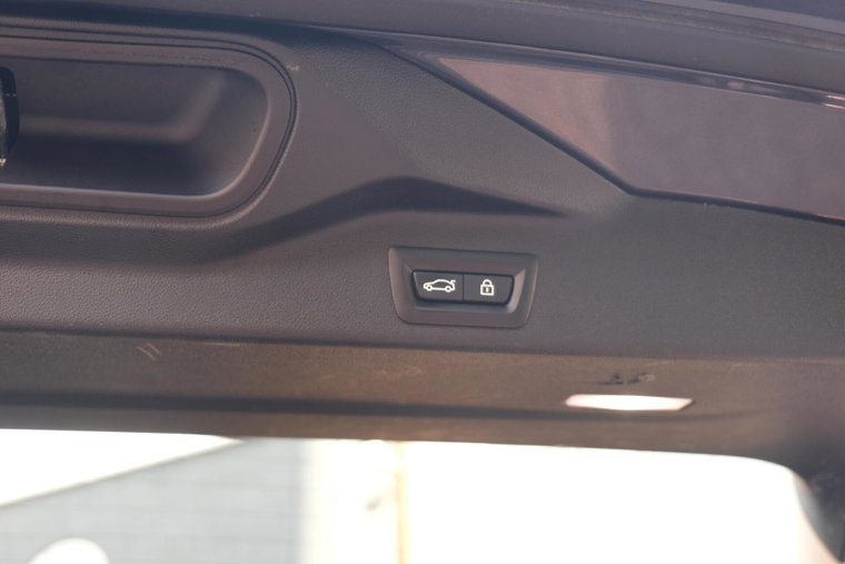 Vehicle Image 39