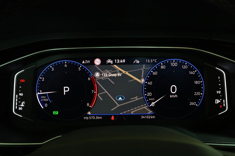 Vehicle Image 19