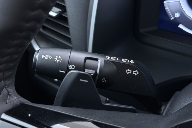 Vehicle Image 37