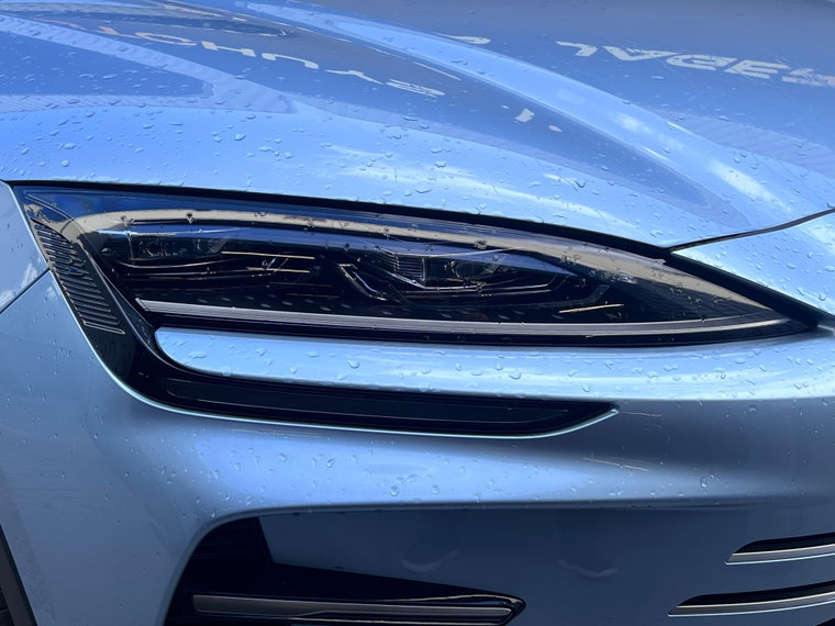 Vehicle Image 45