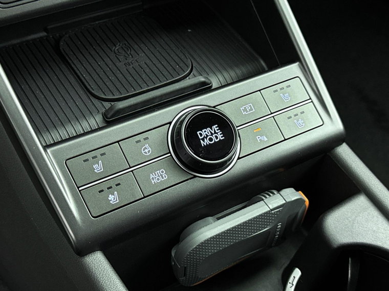 Vehicle Image 38
