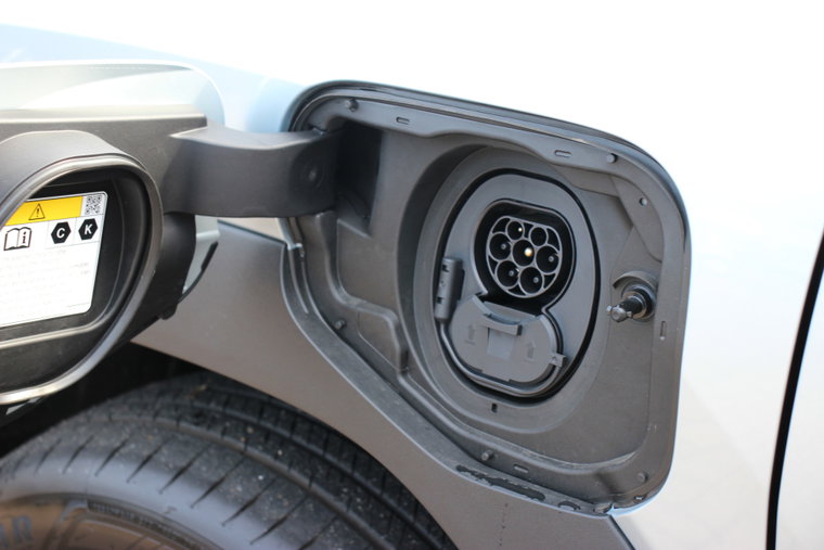 Vehicle Image 13