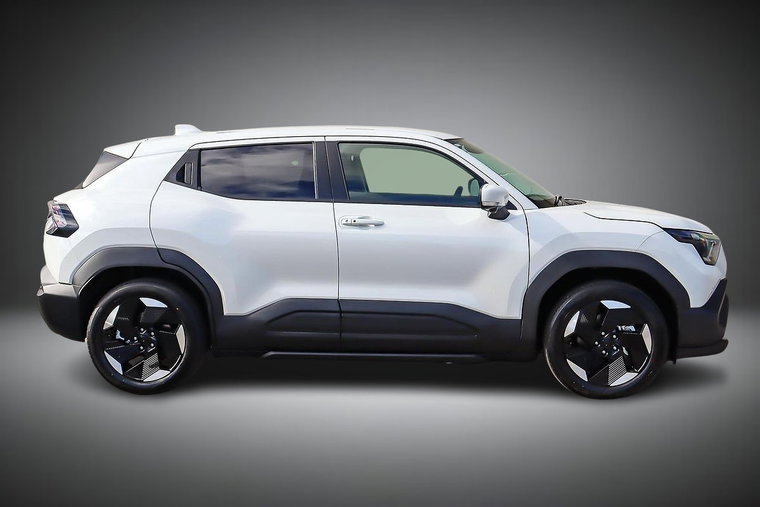 Vehicle Image 4