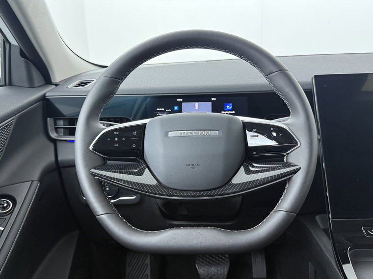 Vehicle Image 37