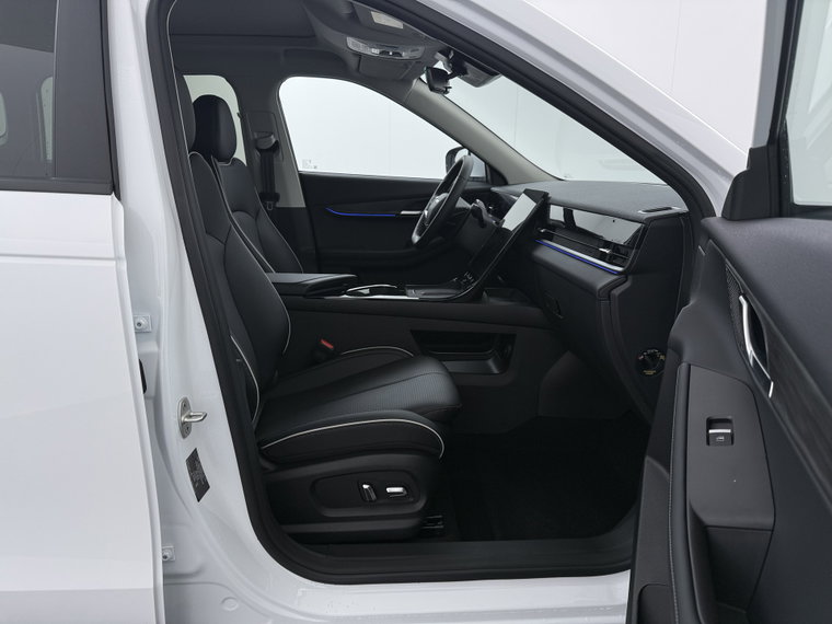 Vehicle Image 40
