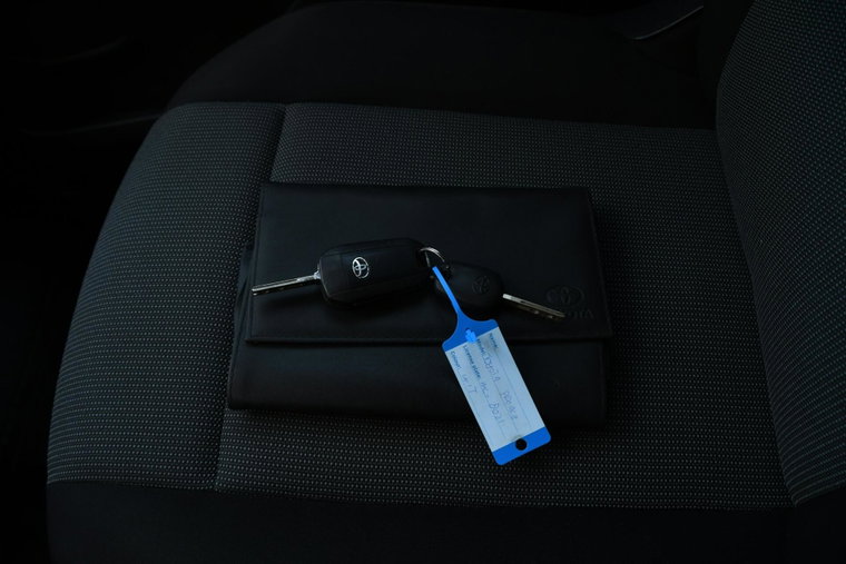 Vehicle Image 27