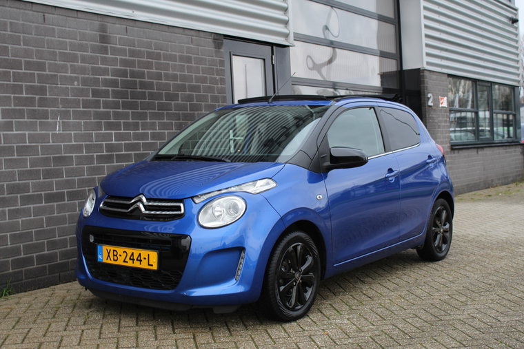Vehicle Image 4