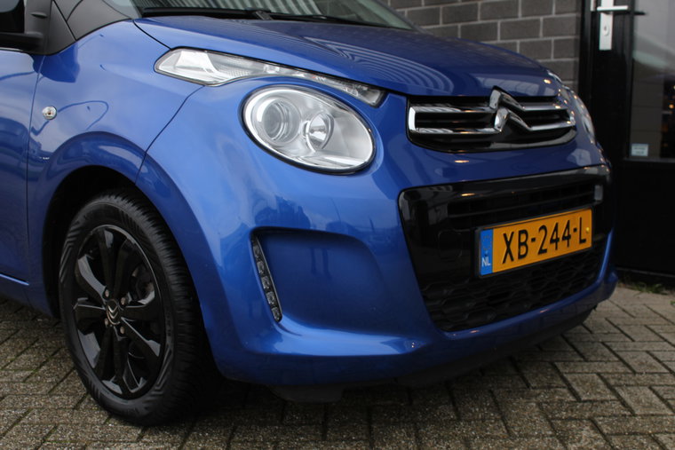 Vehicle Image 22