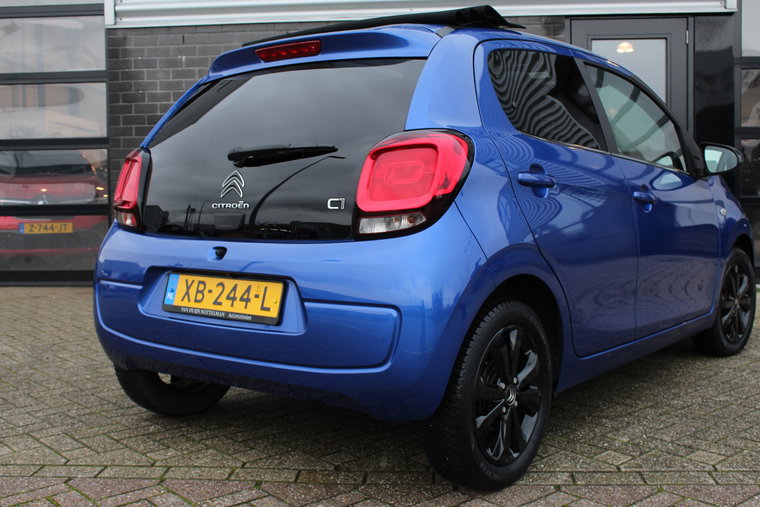 Vehicle Image 25