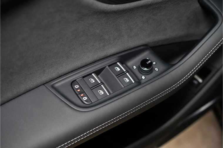 Vehicle Image 45