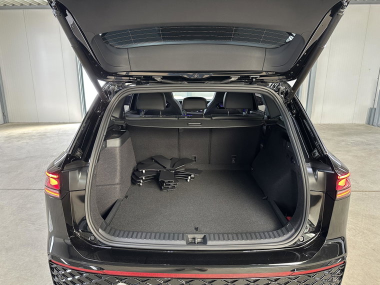 Vehicle Image 35