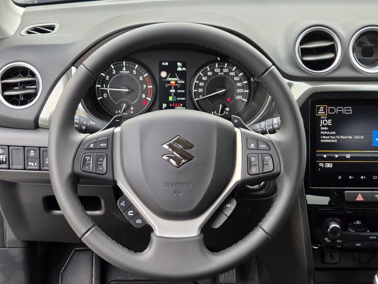 Vehicle Image 13