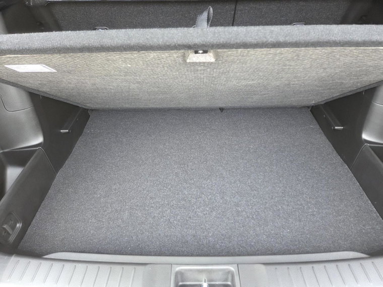 Vehicle Image 32