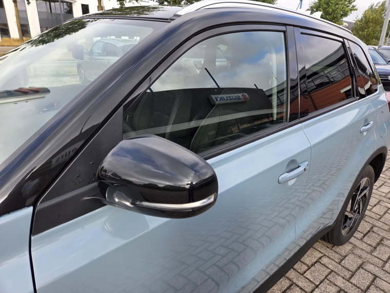 Vehicle Image 35