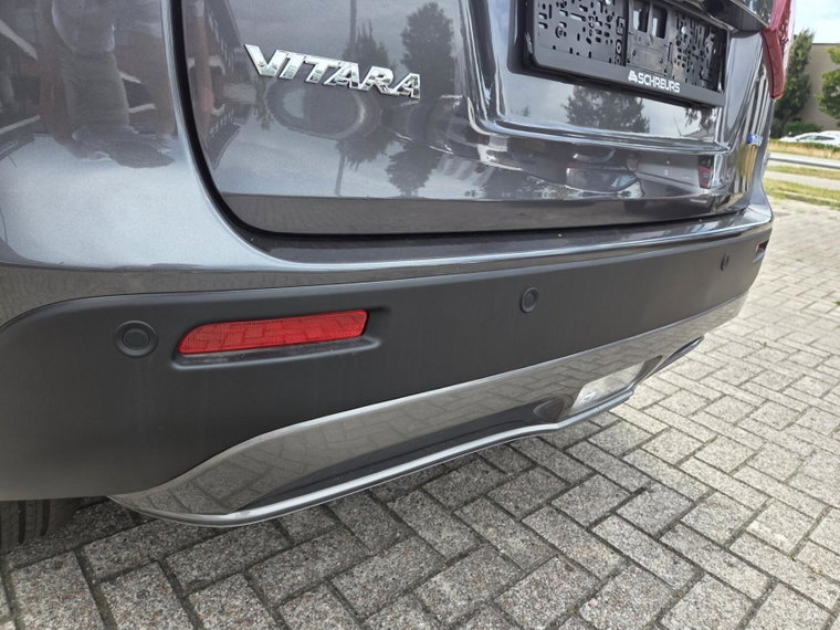 Vehicle Image 30