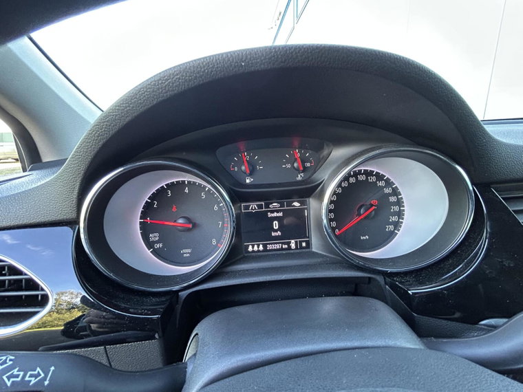 Vehicle Image 34