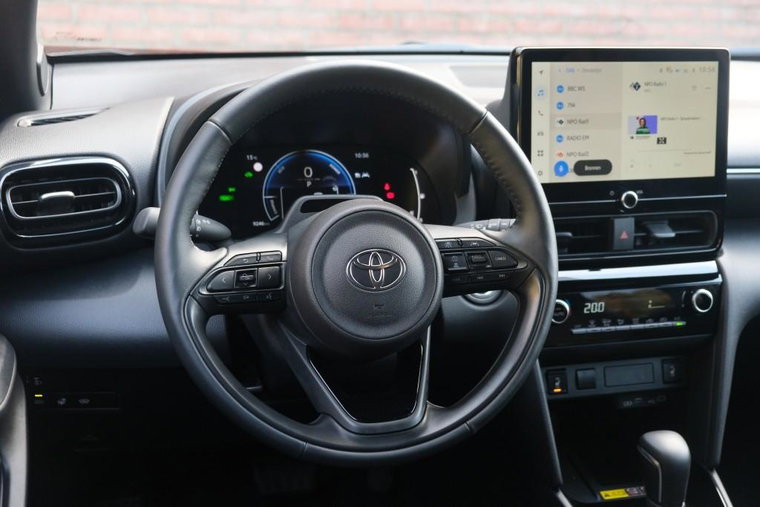 Vehicle Image 14
