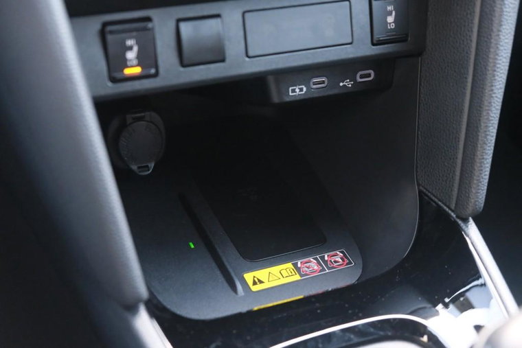 Vehicle Image 23