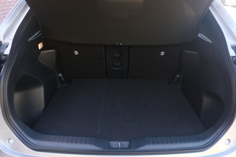 Vehicle Image 33