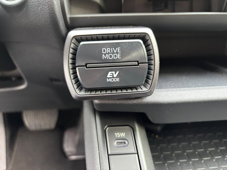 Vehicle Image 20
