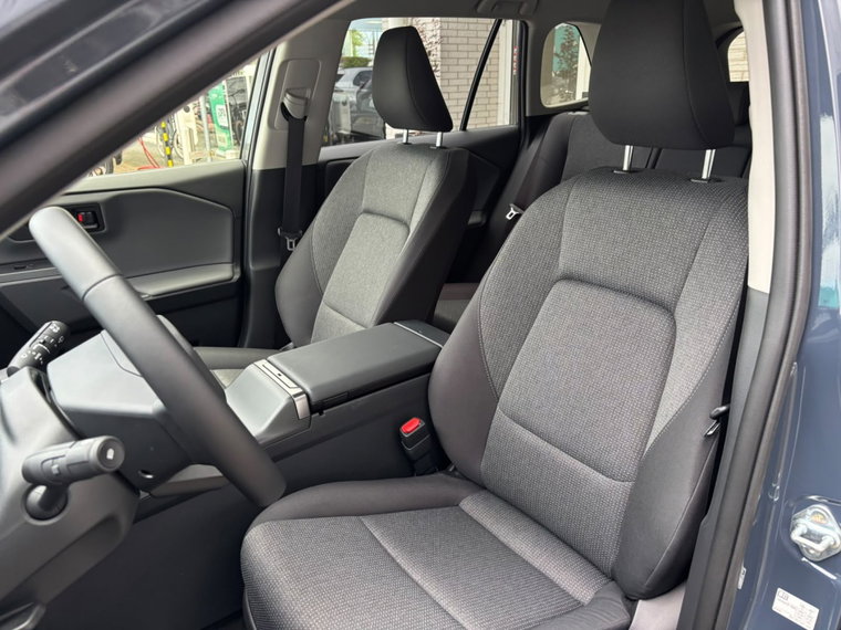 Vehicle Image 32