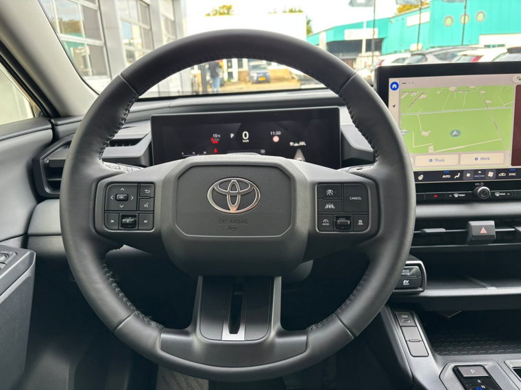 Vehicle Image 9