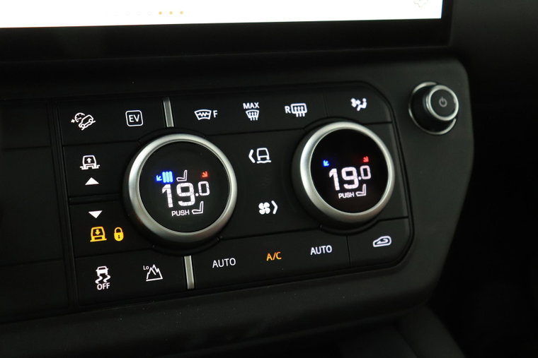 Vehicle Image 40