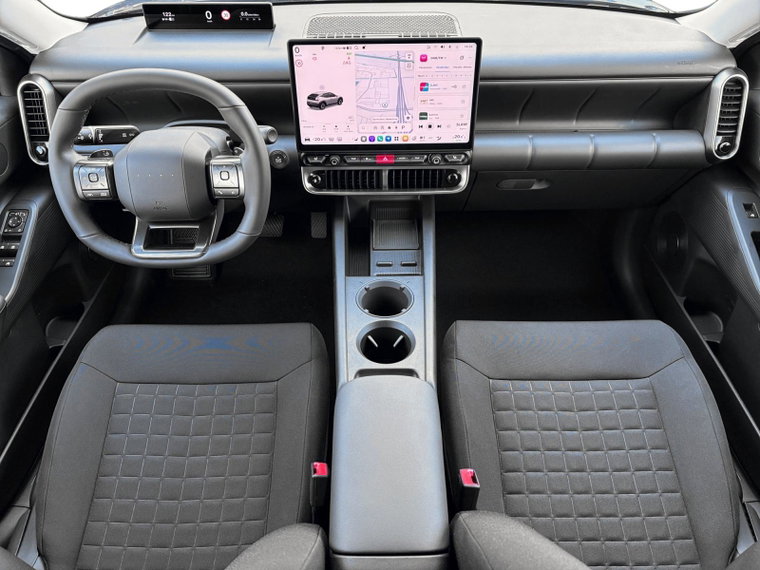 Vehicle Image 12