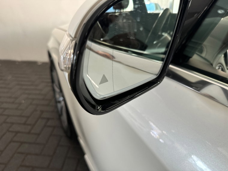 Vehicle Image 38
