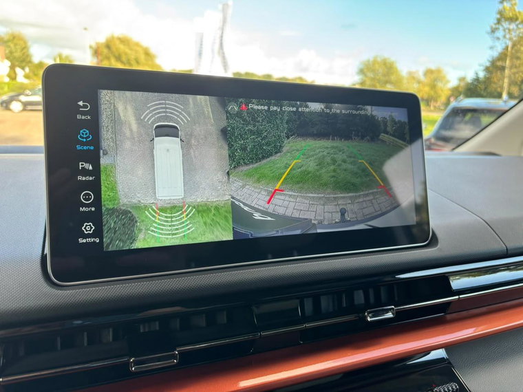 Vehicle Image 21