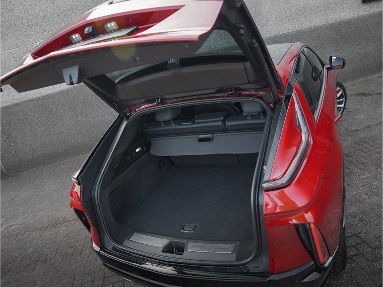 Vehicle Image 32