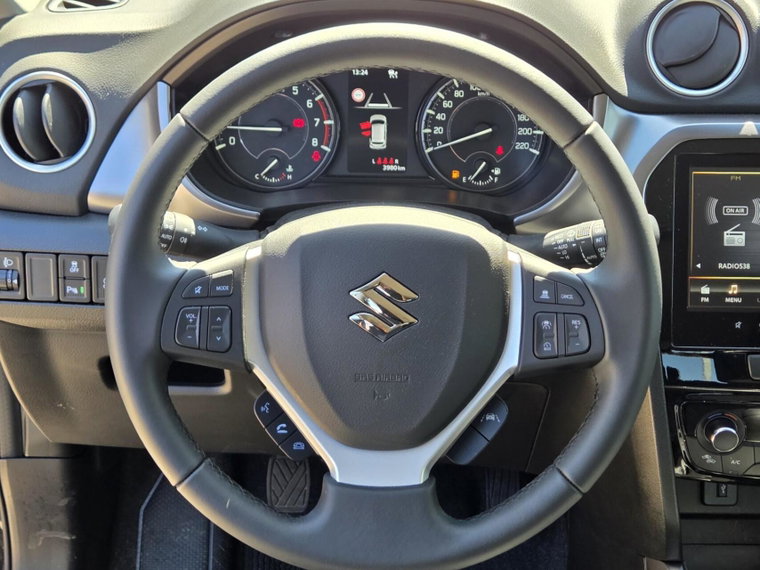 Vehicle Image 12