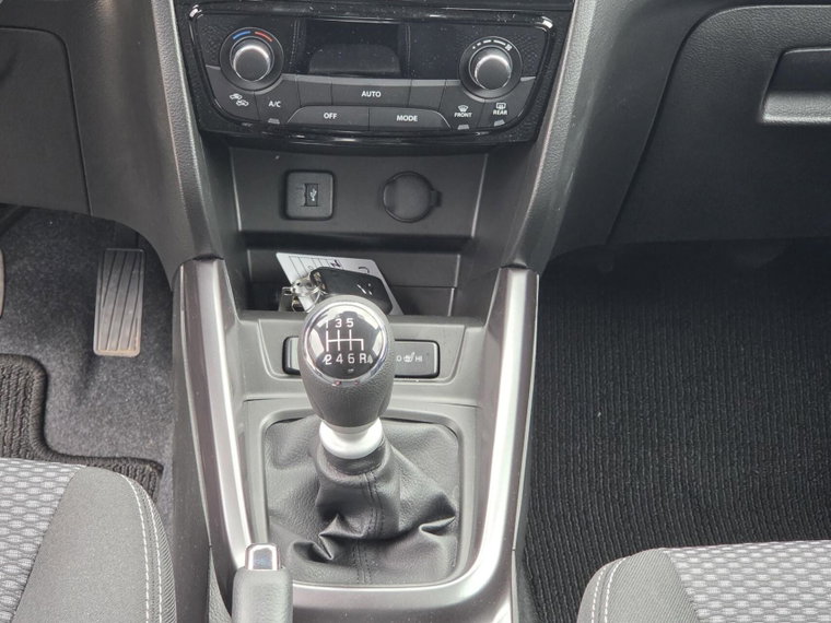 Vehicle Image 26