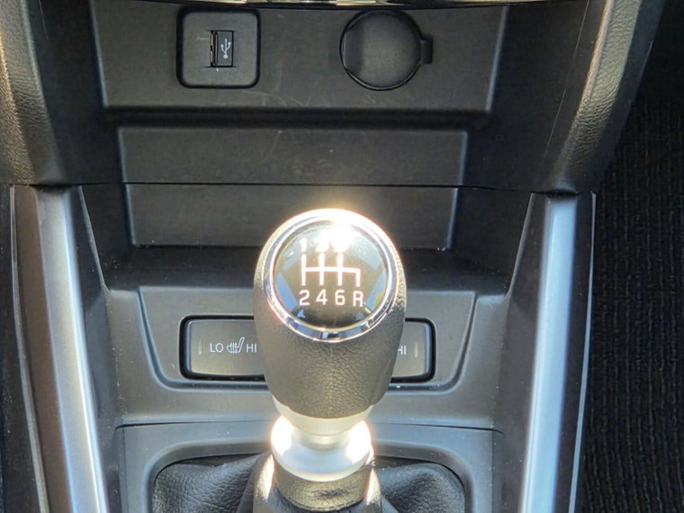Vehicle Image 32