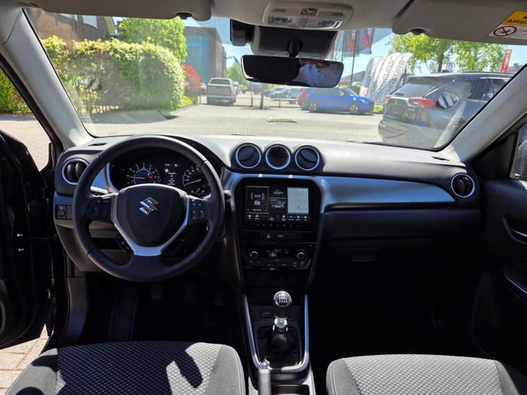 Vehicle Image 11