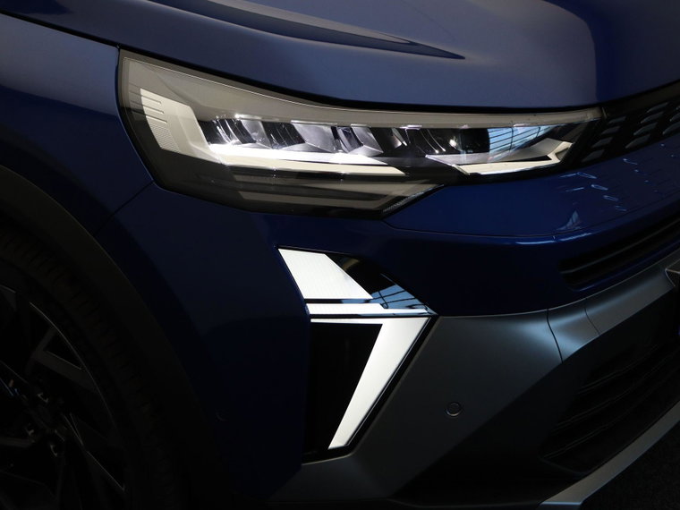 Vehicle Image 48