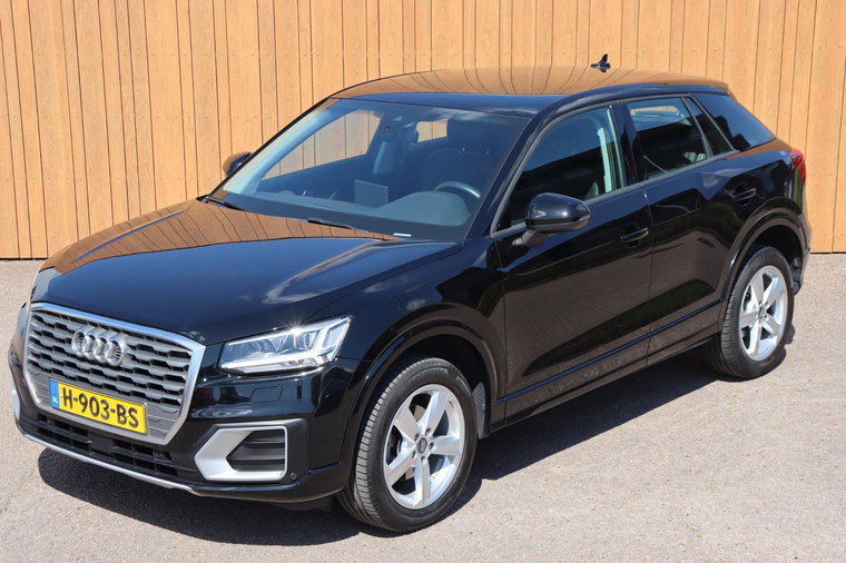 Vehicle Image 6