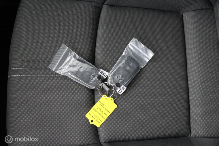 Vehicle Image 40