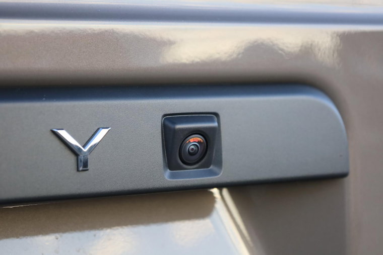 Vehicle Image 10