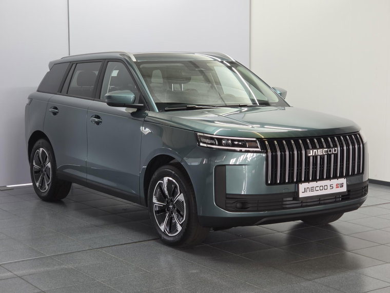 Vehicle Image 4