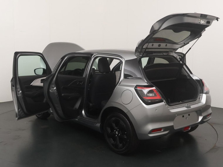 Vehicle Image 20