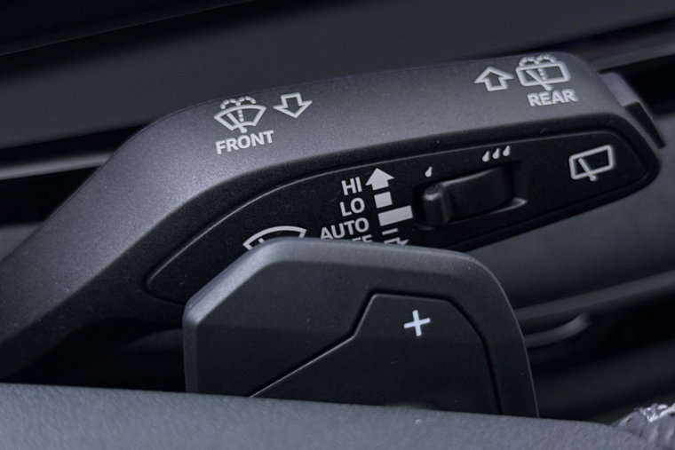 Vehicle Image 48