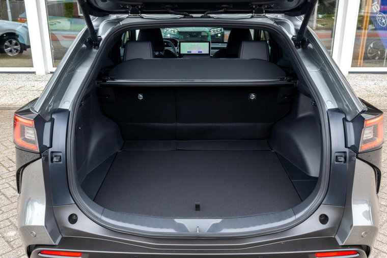 Vehicle Image 14